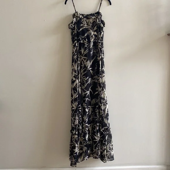 Express Black & Cream Bathing Suit Coverup - Picture 9 of 9